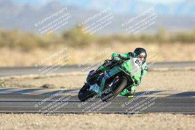 media/Dec-07-2025-CVMA (Sun) [[3e7d2de5dc]]/Race 18-Formula Twins-Formula 40 UL/